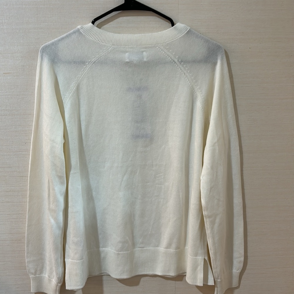 Lucky Brand Women’s V neck - Picture 2 of 4